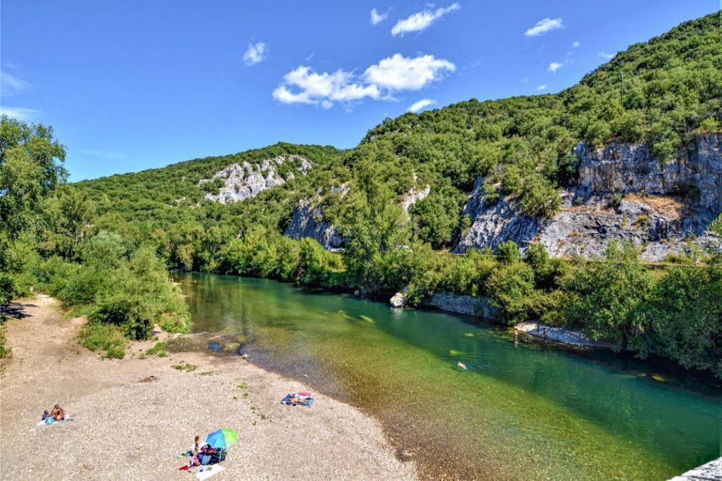 Gite Les Oliviers 10 Pers Piscine Au Calme 4 Etoiles Saint-Laurent-la-Vernède 외부 사진